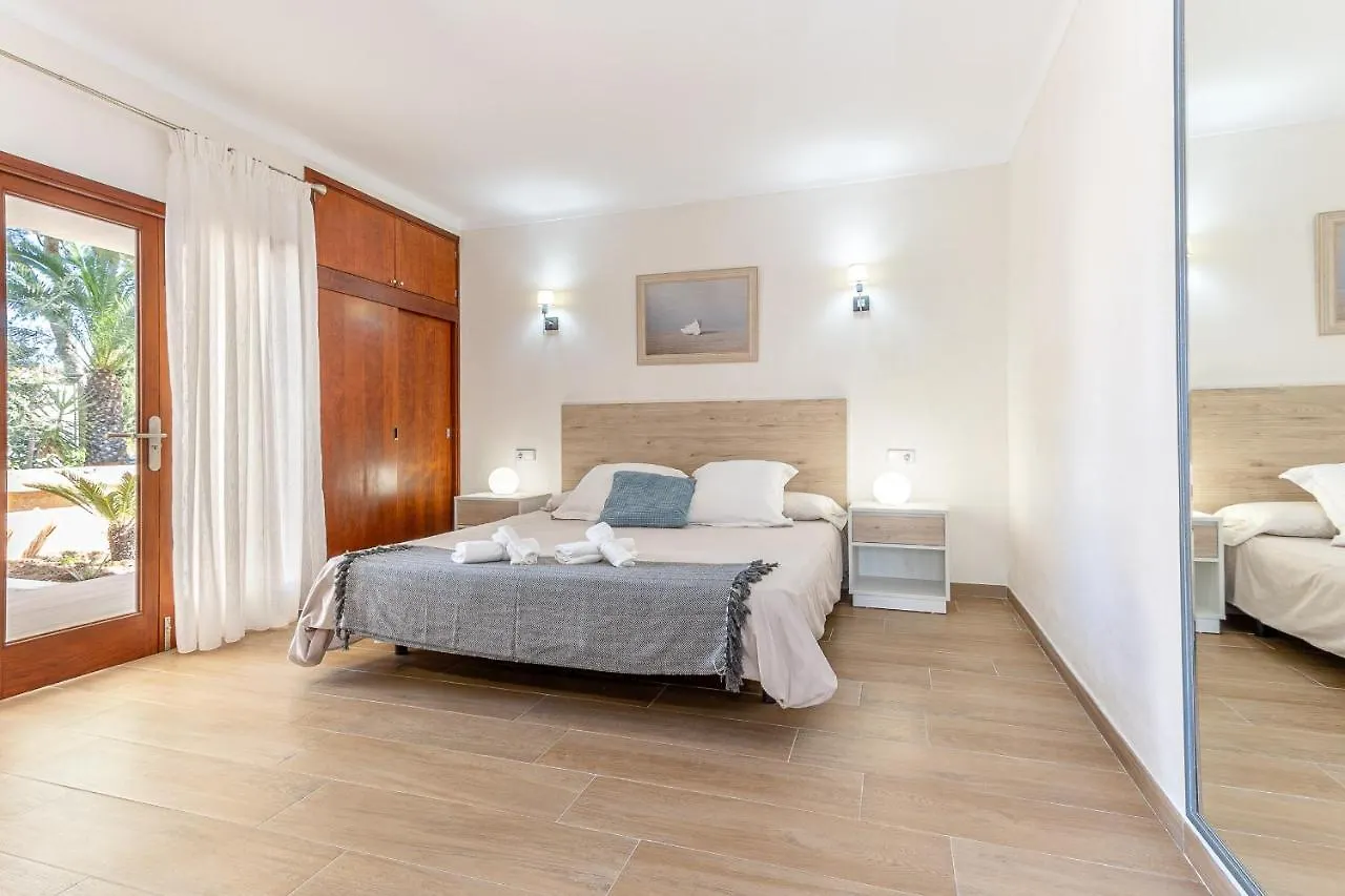 Chalet Del Llac By Homevillas360 Alcudia