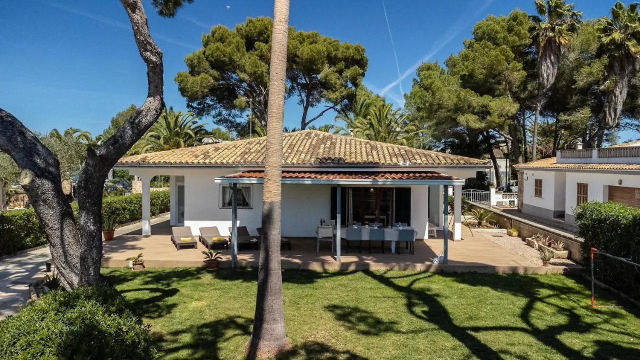 Chalet Del Llac By Homevillas360 Alcudia  Holiday home